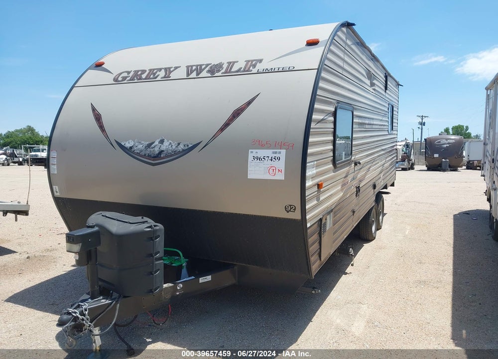 2017 CHEROKEE GREY WOLF 19RR VIN: 4X4TCKU21HK038715