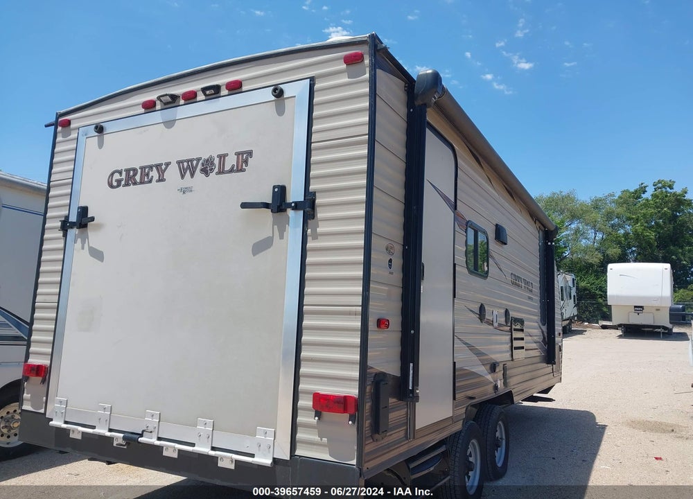 2017 CHEROKEE GREY WOLF 19RR VIN: 4X4TCKU21HK038715