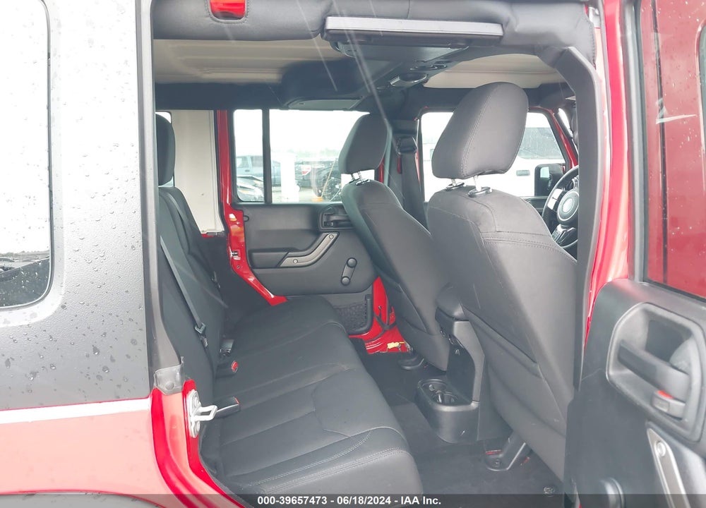 2016 JEEP WRANGLER UNLIMITED SPORT VIN: 1C4BJWDG6GL310629