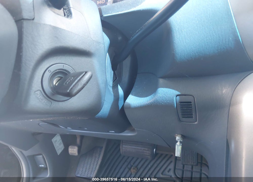 2006 HONDA PILOT EX-L VIN: 5FNYF28556B034250