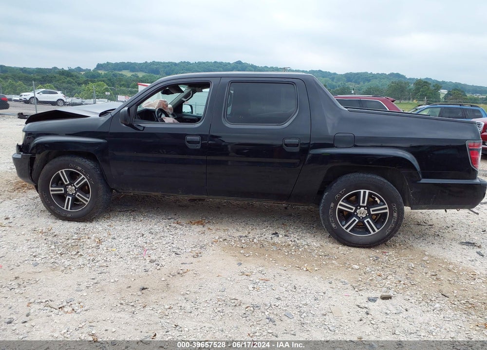 2013 HONDA RIDGELINE SPORT VIN: 5FPYK1F77DB008733