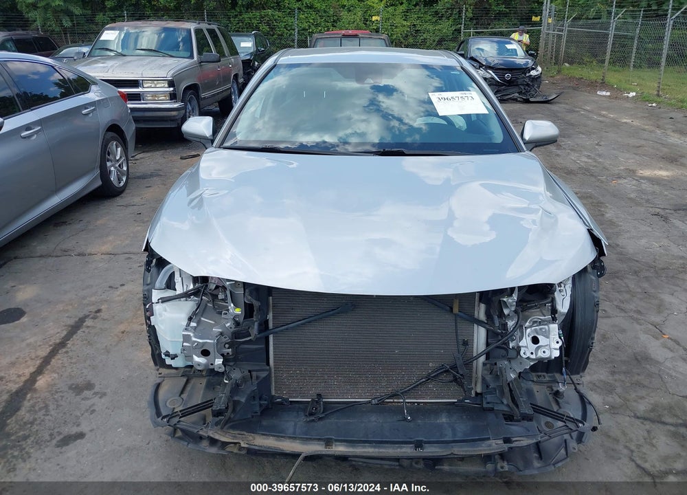2020 TOYOTA CAMRY SE VIN: 4T1G11AK2LU311522