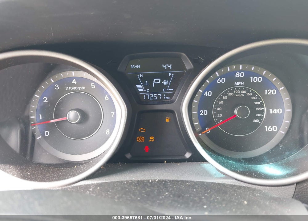 2015 HYUNDAI ELANTRA SE VIN: KMHDH4AE9FU355404