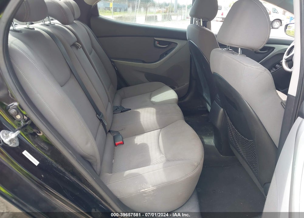 2015 HYUNDAI ELANTRA SE VIN: KMHDH4AE9FU355404