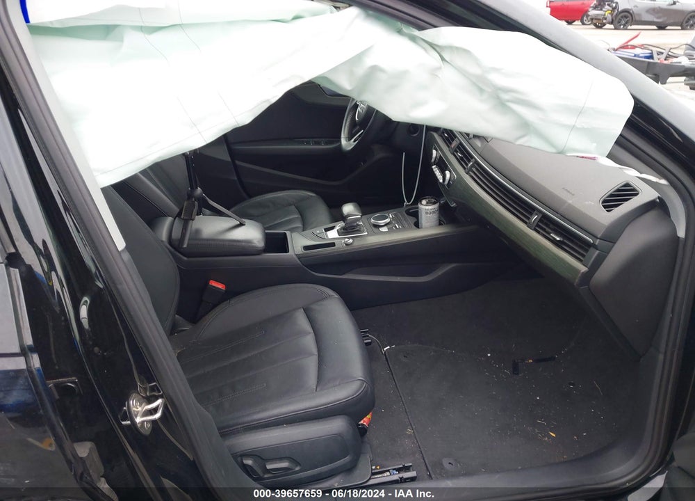 2018 AUDI A4 2.0T TECH ULTRA PREMIUM/2.0T ULTRA PREMIUM VIN: WAUKMAF43JN019611