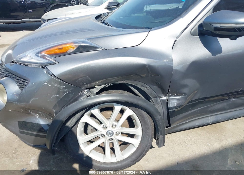 2015 NISSAN JUKE VIN: JN8AF5MR4FT509772