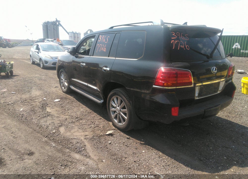 2011 LEXUS LX 570 VIN: JTJHY7AX2B4070396