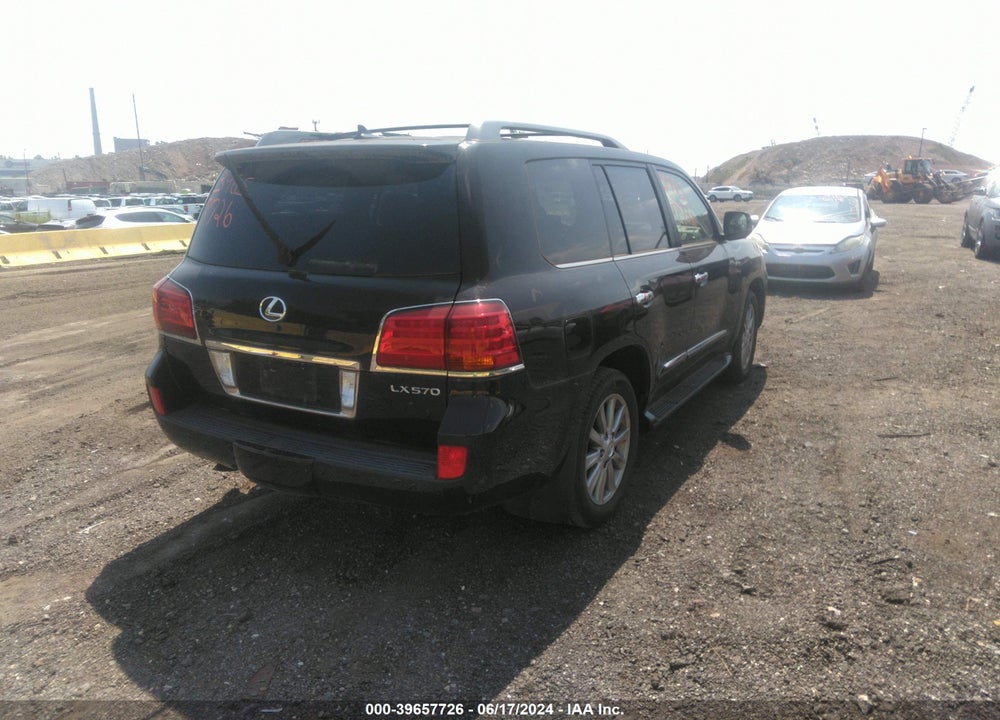 2011 LEXUS LX 570 VIN: JTJHY7AX2B4070396