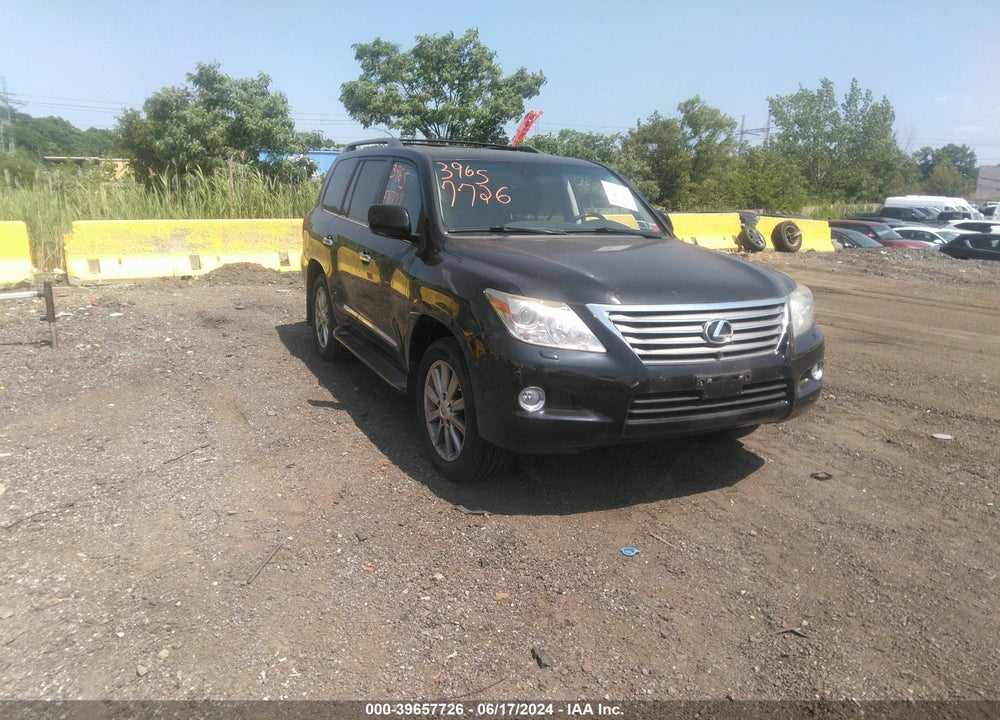 2011 LEXUS LX 570 VIN: JTJHY7AX2B4070396