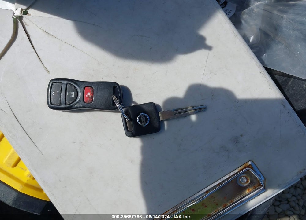 2007 NISSAN XTERRA S VIN: 5N1AN08W07C525711