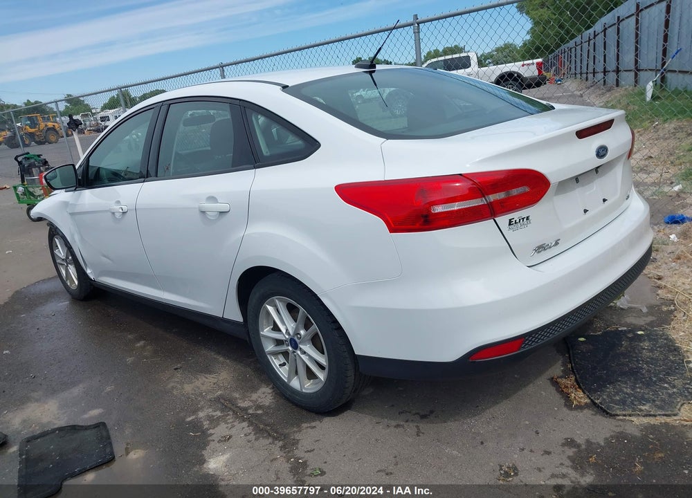 2018 FORD FOCUS SE VIN: 1FADP3F26JL272453
