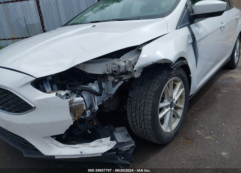 2018 FORD FOCUS SE VIN: 1FADP3F26JL272453