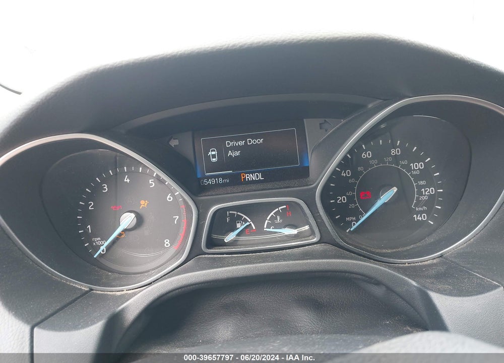 2018 FORD FOCUS SE VIN: 1FADP3F26JL272453