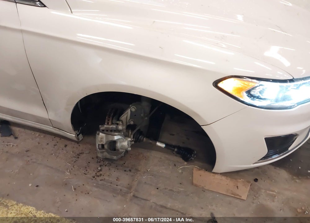 2019 FORD FUSION SEL VIN: 3FA6P0CD7KR104630