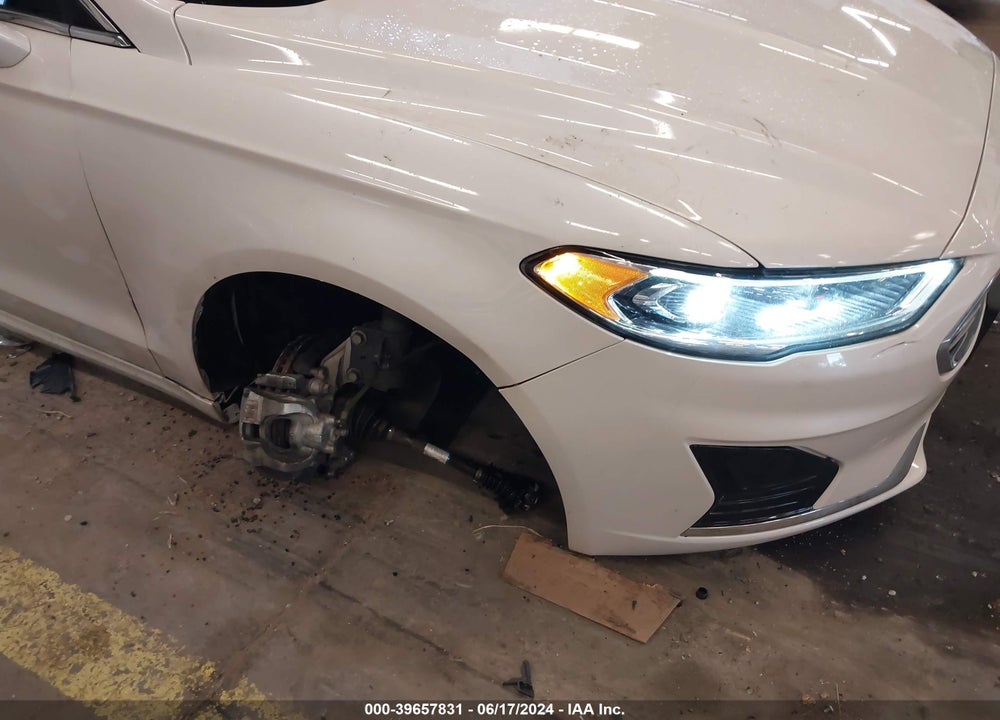 2019 FORD FUSION SEL VIN: 3FA6P0CD7KR104630