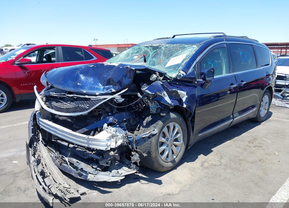 2017 CHRYSLER PACIFICA TOURING L VIN: 2C4RC1BG9HR809318