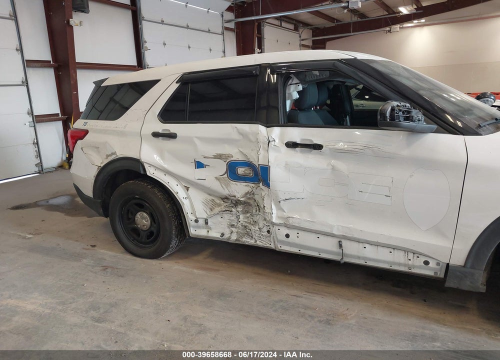 2021 FORD POLICE INTERCEPTOR UTILITY VIN: 1FM5K8ABXMGA18061