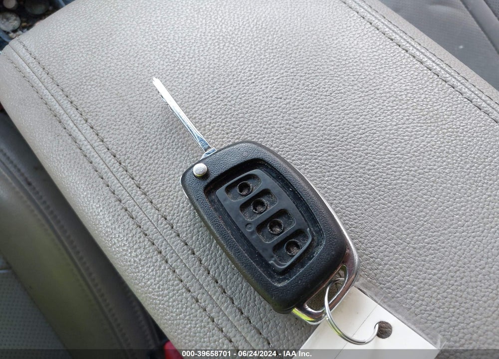 2016 HYUNDAI SONATA SE VIN: 5NPE24AF0GH302735