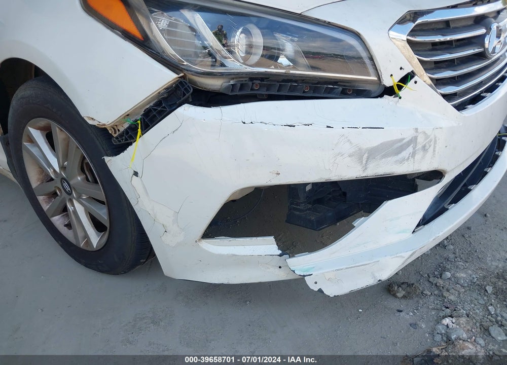 2016 HYUNDAI SONATA SE VIN: 5NPE24AF0GH302735