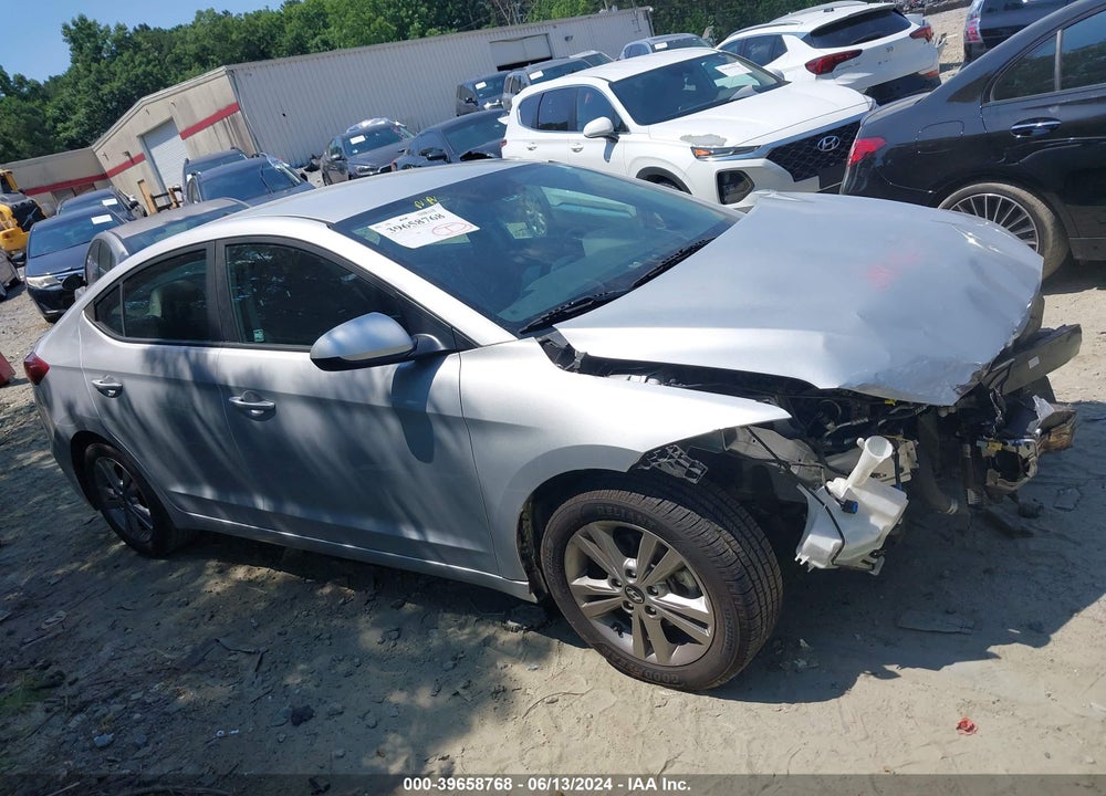 2018 HYUNDAI ELANTRA SEL VIN: KMHD84LF5JU452369