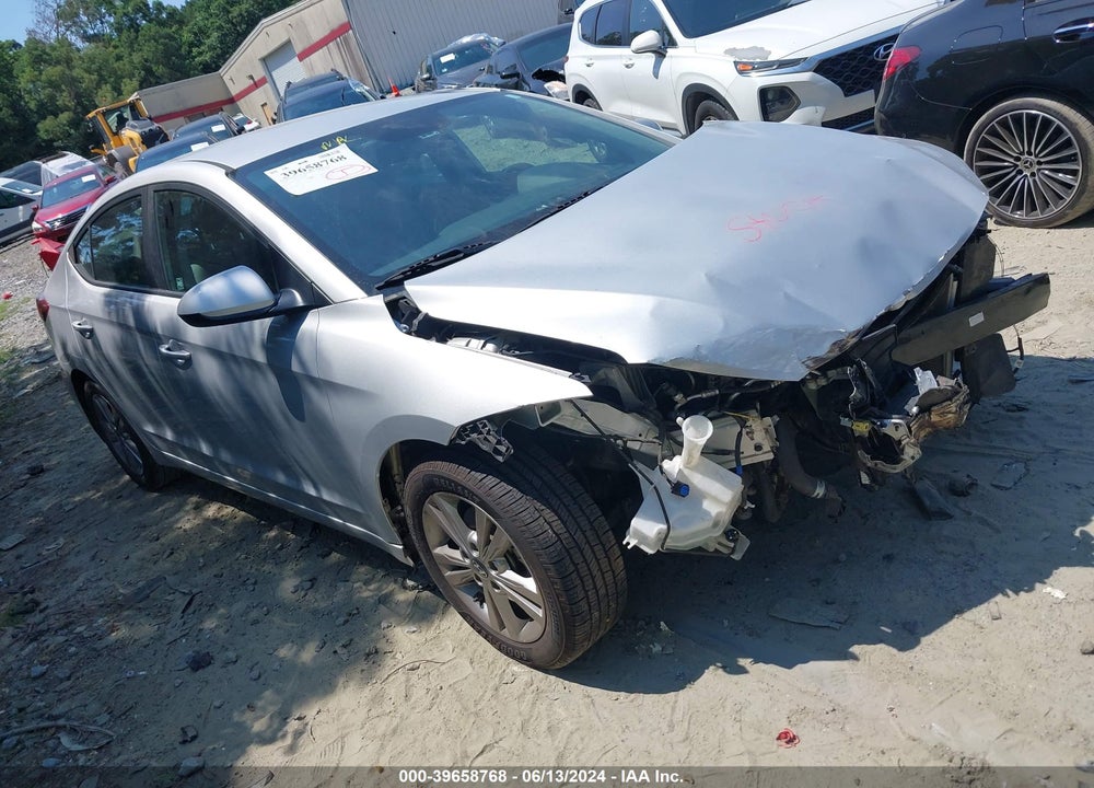 2018 HYUNDAI ELANTRA SEL VIN: KMHD84LF5JU452369