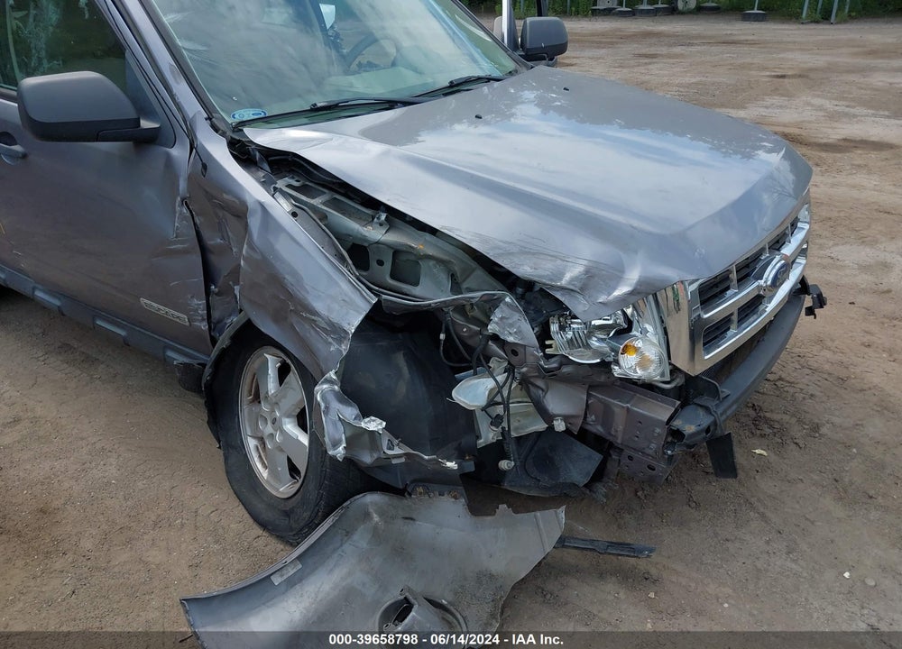 2008 FORD ESCAPE XLT VIN: 1FMCU03Z18KC80793