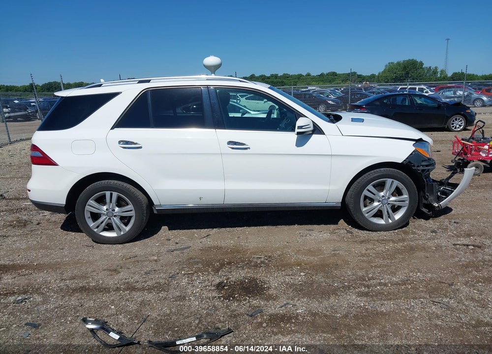 2015 MERCEDES-BENZ ML 350 4MATIC VIN: 4JGDA5HB0FA615504