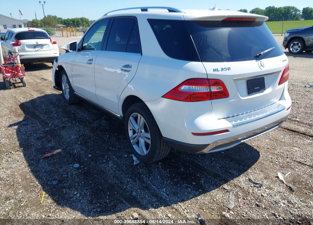 2015 MERCEDES-BENZ ML 350 4MATIC VIN: 4JGDA5HB0FA615504