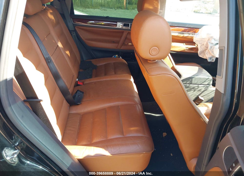 2006 VOLKSWAGEN TOUAREG V8 VIN: WVGZM77LX6D024419