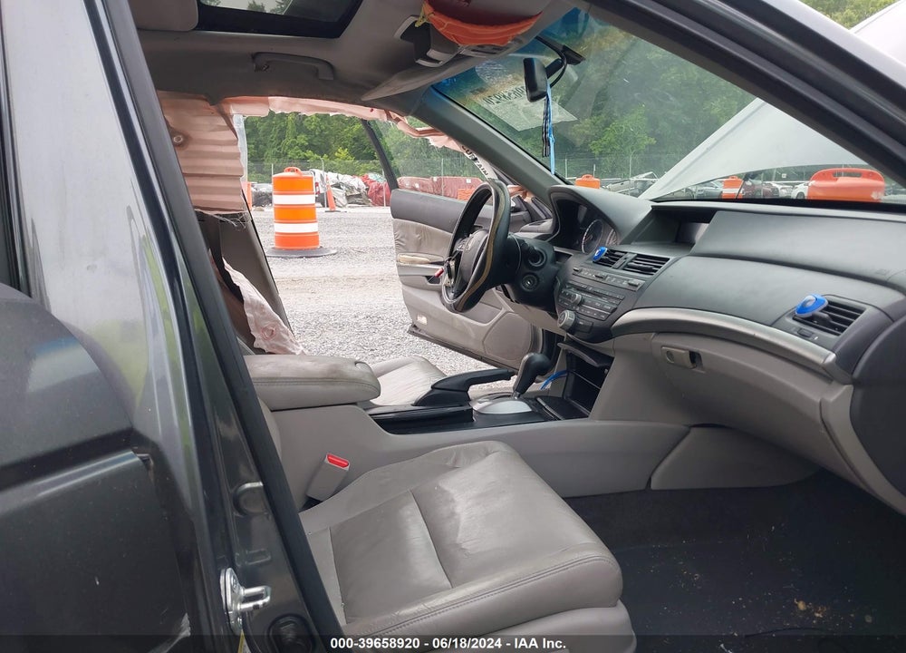 2010 HONDA ACCORD 3.5 EX-L VIN: 1HGCP3F82AA014048
