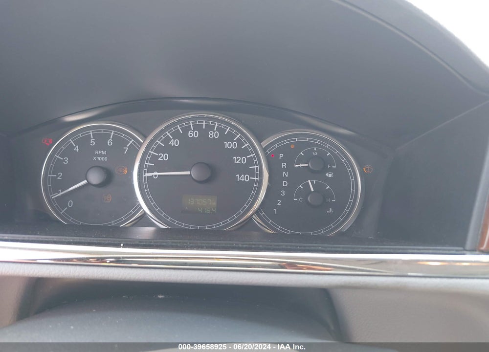 2006 BUICK LACROSSE CX VIN: 2G4WC582961163520