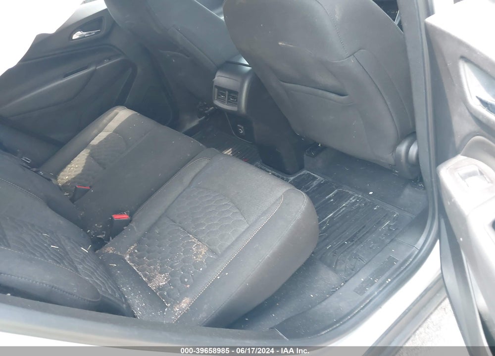 2019 CHEVROLET EQUINOX LT VIN: 2GNAXKEV7K6236663