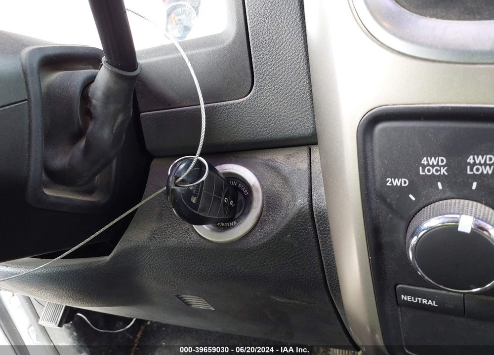 2014 RAM 2500 SLT VIN: 3C6UR5JL9EG186015