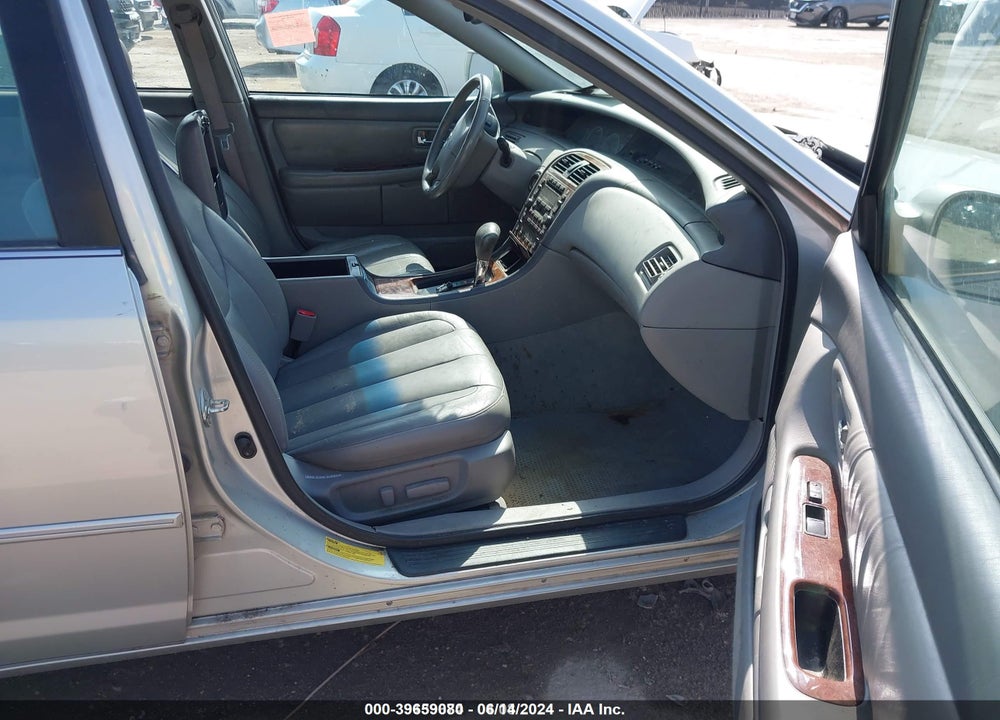 2002 TOYOTA AVALON XLS VIN: 4T1BF28B32U198802