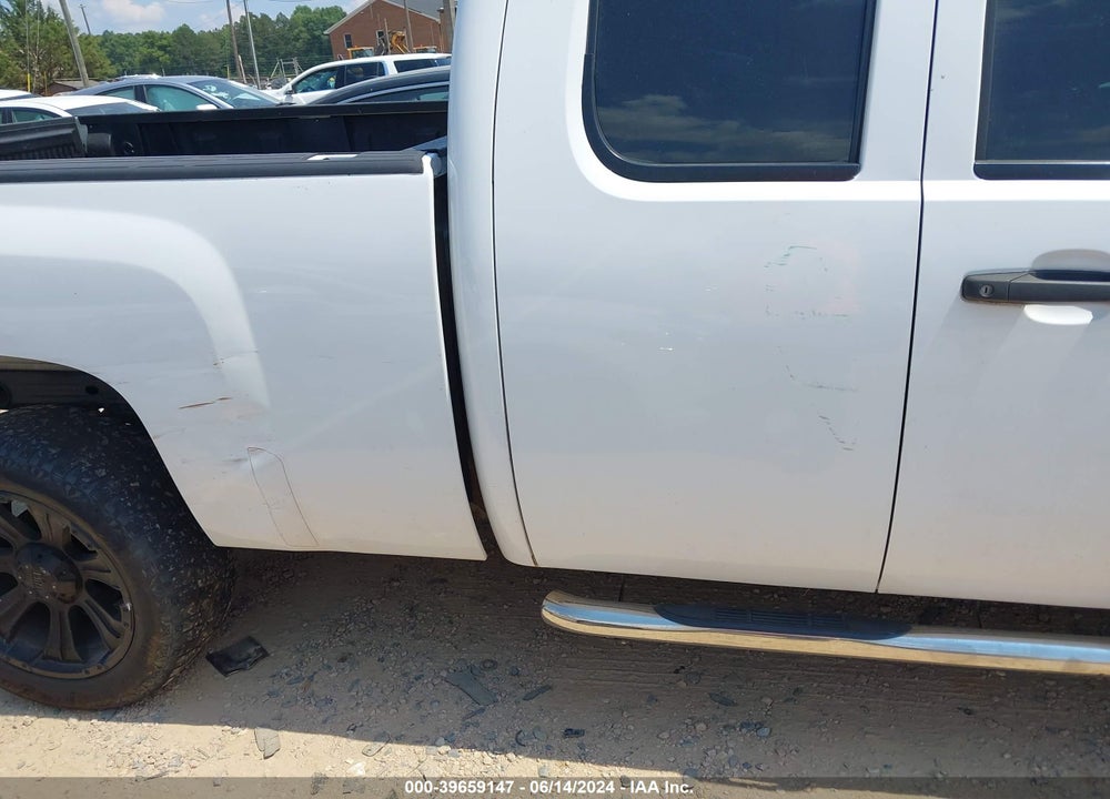 2009 CHEVROLET SILVERADO 1500 WORK TRUCK VIN: 1GCEC19C89Z253396