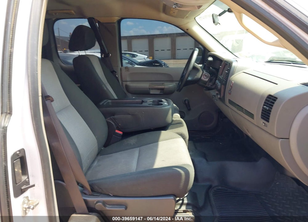 2009 CHEVROLET SILVERADO 1500 WORK TRUCK VIN: 1GCEC19C89Z253396