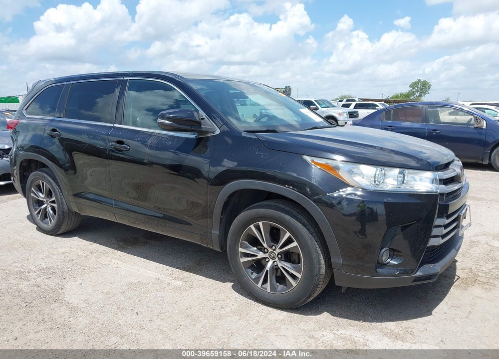 2017 TOYOTA HIGHLANDER LE PLUS VIN: 5TDZZRFH9HS234791