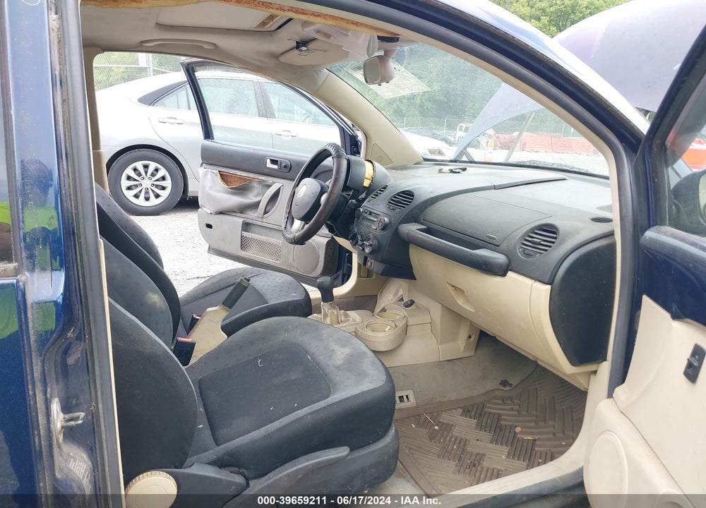 2003 VOLKSWAGEN NEW BEETLE GLS 2.0L VIN: 3VWCK21C73M427346