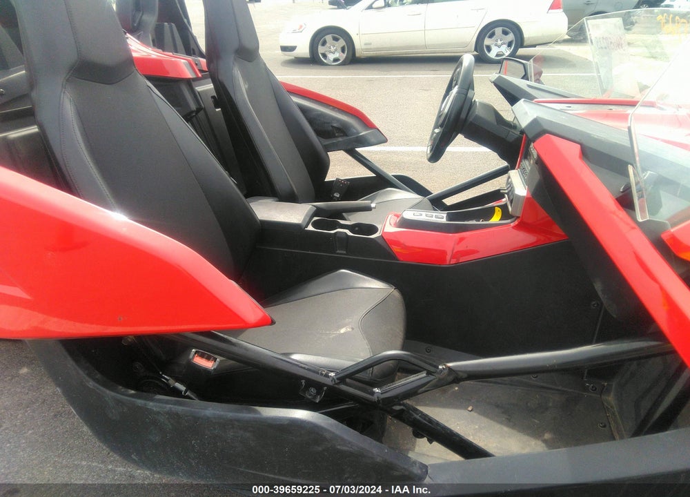 2021 POLARIS SLINGSHOT SL VIN: 57XAAPHD3M8143234