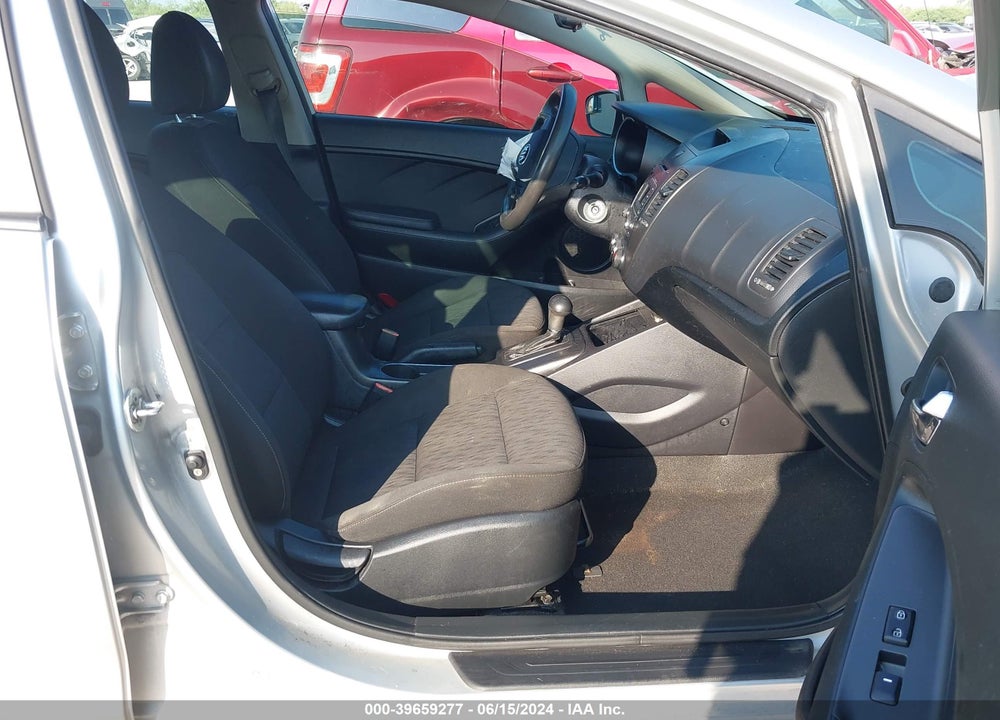 2014 KIA FORTE LX VIN: KNAFK4A68E5219925