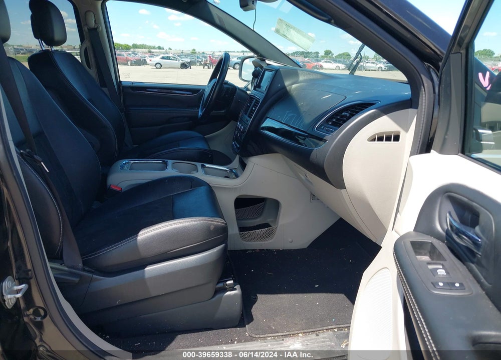 2019 DODGE GRAND CARAVAN SXT VIN: 2C4RDGCG0KR748253