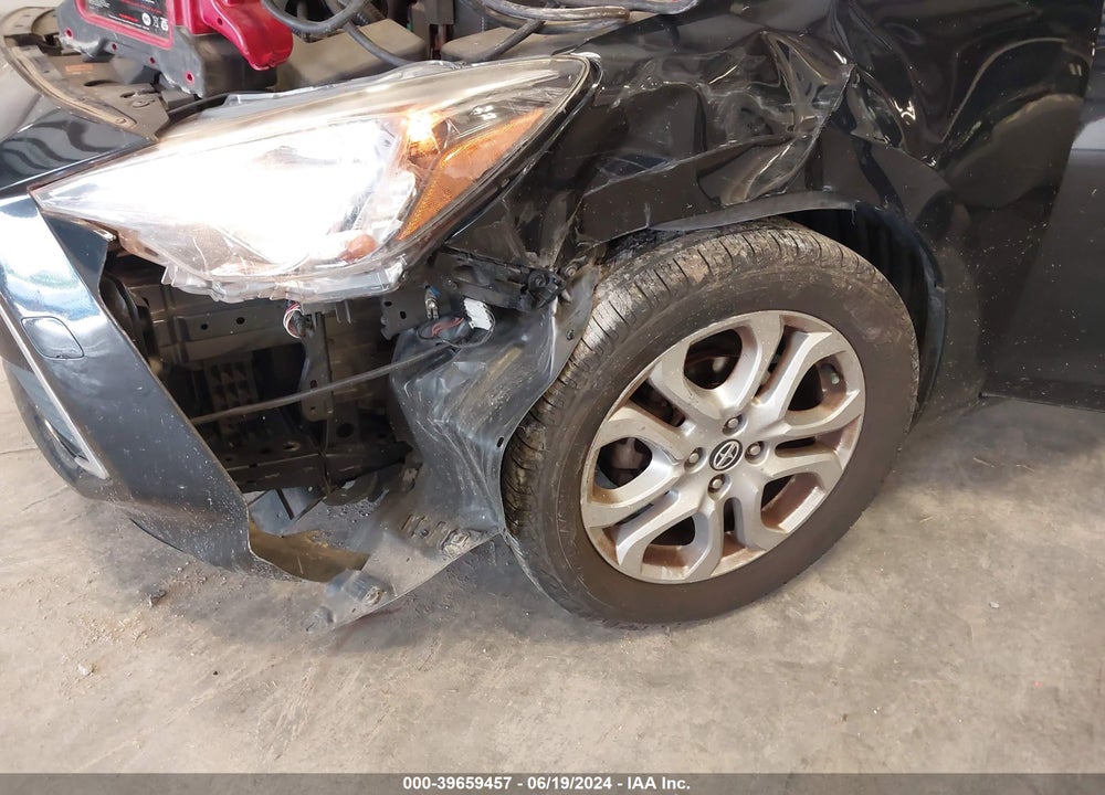2016 SCION IA VIN: 3MYDLBZV3GY133890
