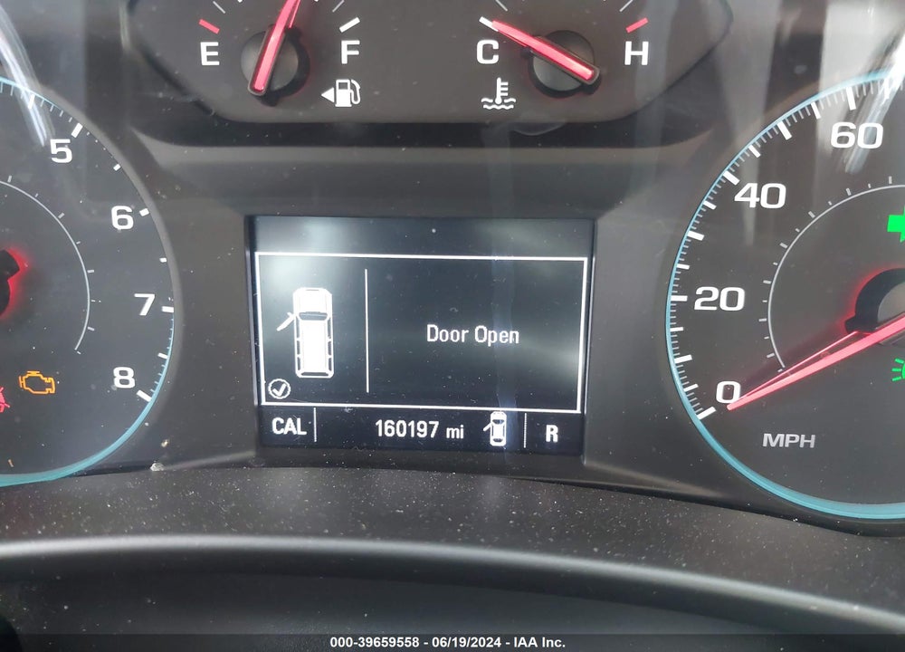 2018 CHEVROLET EQUINOX LT VIN: 2GNAXSEV9J6206756
