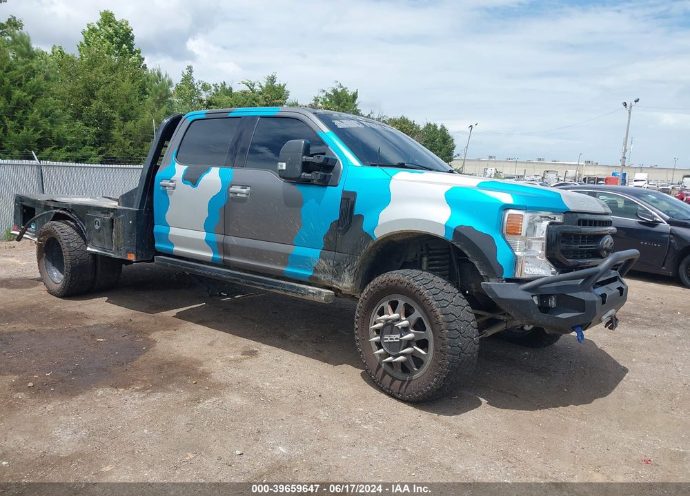 2021 FORD F-350 CHASSIS LARIAT VIN: 1FD8W3HTXMED76260