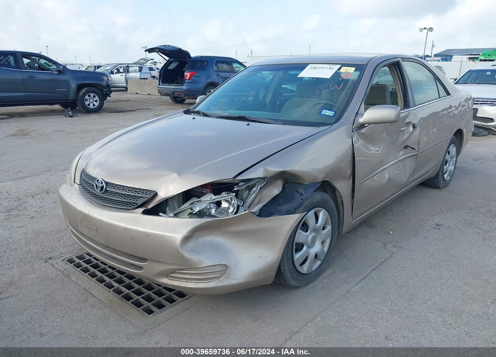 2003 TOYOTA CAMRY LE VIN: 4T1BE32K43U135470