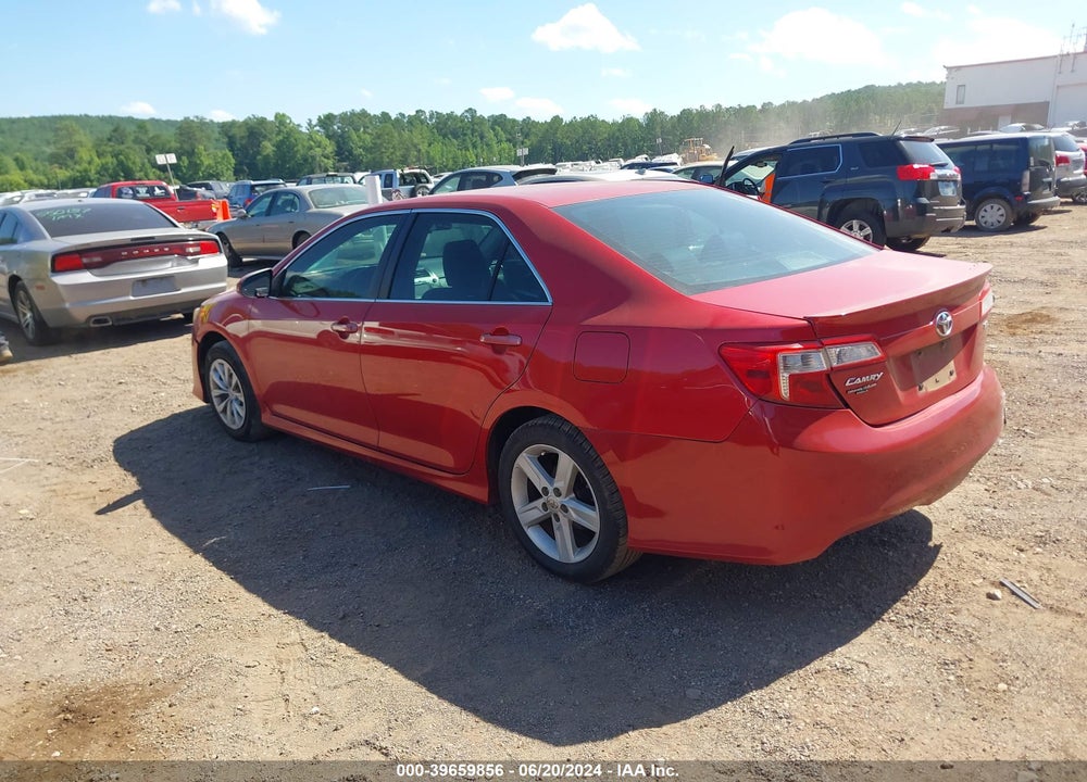 2013 TOYOTA CAMRY SE VIN: 4T1BF1FK8DU696767