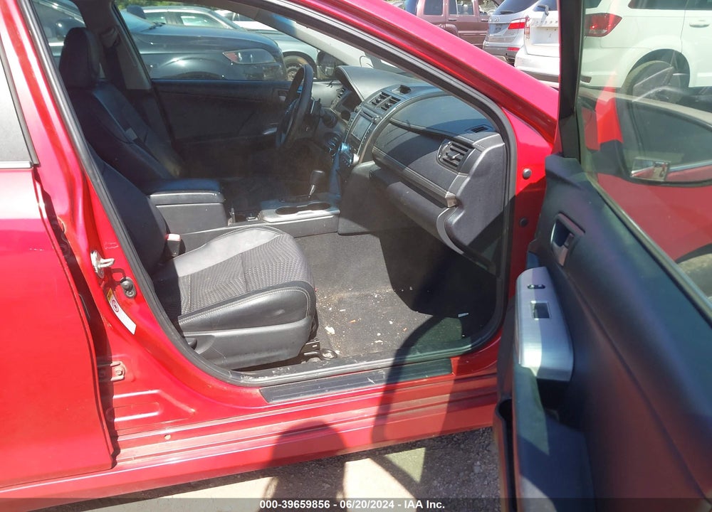 2013 TOYOTA CAMRY SE VIN: 4T1BF1FK8DU696767