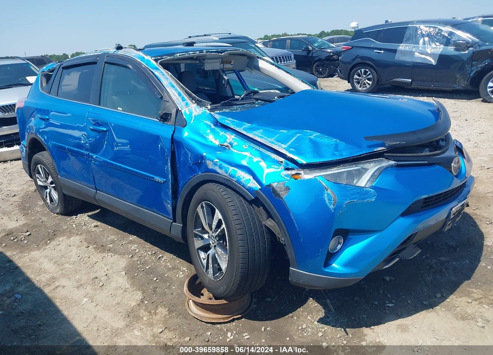 2017 TOYOTA RAV4 XLE VIN: JTMRFREV8HD203656