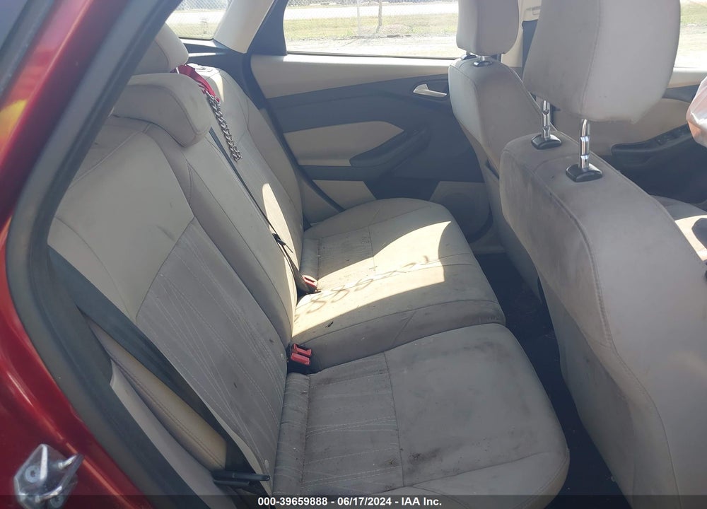 2017 FORD FOCUS SE VIN: 1FADP3K27HL298303