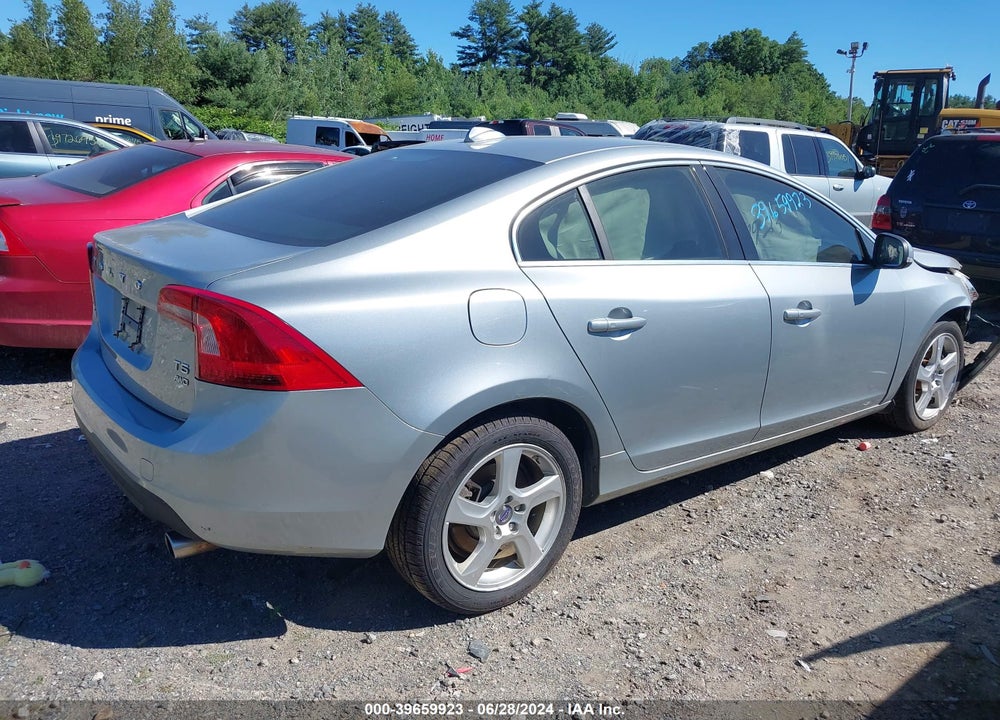 2013 VOLVO S60 T5/T5 PLATINUM/T5 PREMIER/T5 PREMIER PLUS VIN: YV1612FH6D2231909